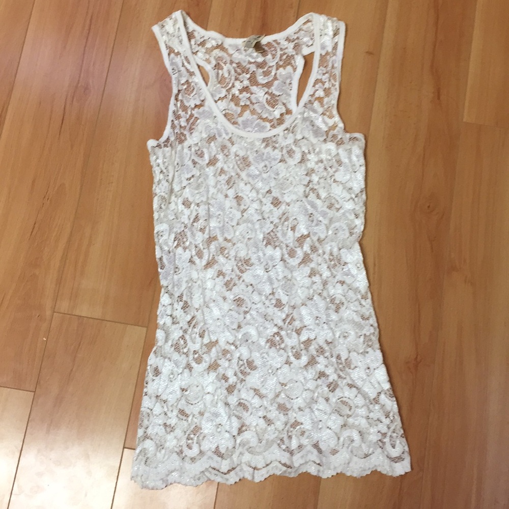 White lace tank top